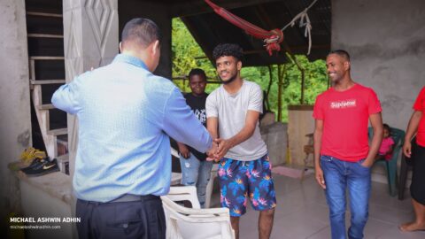 https://michaelashwinadhin.com/wp-content/uploads/2025/02/Bezoek-Familie-Imamdi-06.02.2025-Michael-Ashwin-Adhin-NDP-Suriname-3.jpg