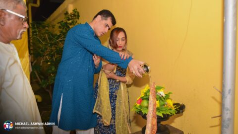https://michaelashwinadhin.com/wp-content/uploads/2025/02/Bezoek-Shivatri-Mandir-26-02-2025-Michael-Ashwin-Adhin-33.jpg