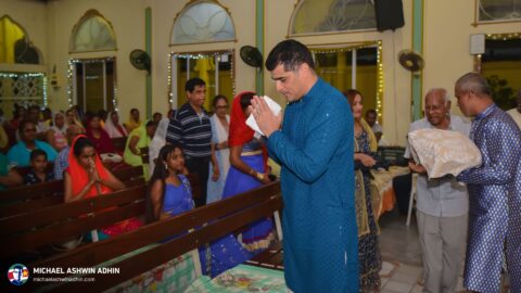 https://michaelashwinadhin.com/wp-content/uploads/2025/02/Bezoek-Shivatri-Mandir-26-02-2025-Michael-Ashwin-Adhin-6.jpg
