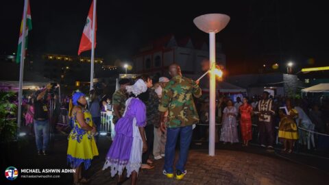 https://michaelashwinadhin.com/wp-content/uploads/2025/02/Dag-van-de-Revolutie-Suriname-25.02.2025-Michael-Ashwin-Adhin-109.jpg