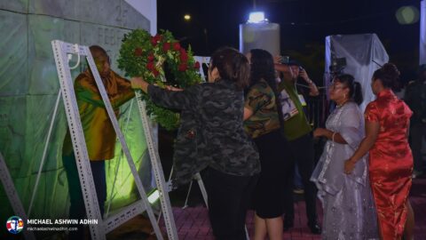 https://michaelashwinadhin.com/wp-content/uploads/2025/02/Dag-van-de-Revolutie-Suriname-25.02.2025-Michael-Ashwin-Adhin-114.jpg
