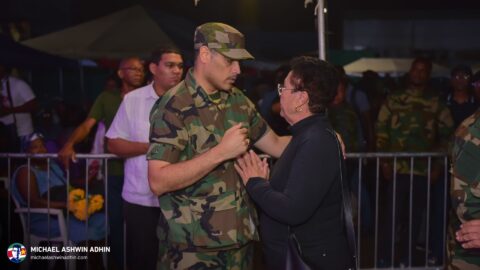 https://michaelashwinadhin.com/wp-content/uploads/2025/02/Dag-van-de-Revolutie-Suriname-25.02.2025-Michael-Ashwin-Adhin-72.jpg