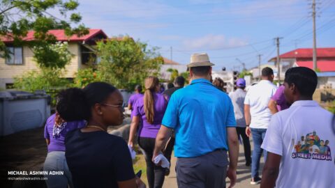 https://michaelashwinadhin.com/wp-content/uploads/2025/02/Huis-aan-Huis-Welgelegen-09.02.2025-Michael-Ashwin-Adhin-NDP-Suriname-10.jpg