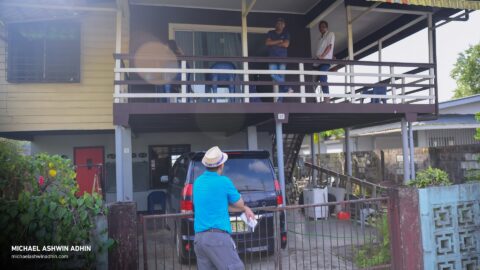 https://michaelashwinadhin.com/wp-content/uploads/2025/02/Huis-aan-Huis-Welgelegen-09.02.2025-Michael-Ashwin-Adhin-NDP-Suriname-12.jpg