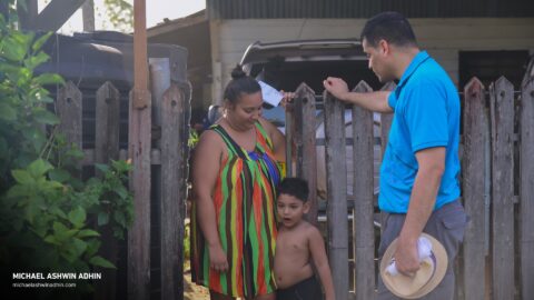 https://michaelashwinadhin.com/wp-content/uploads/2025/02/Huis-aan-Huis-Welgelegen-09.02.2025-Michael-Ashwin-Adhin-NDP-Suriname-44.jpg