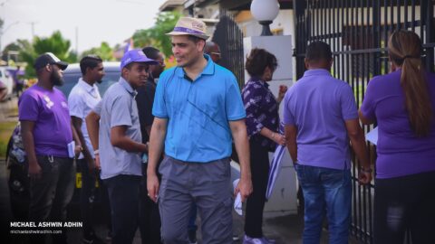 https://michaelashwinadhin.com/wp-content/uploads/2025/02/Huis-aan-Huis-Welgelegen-09.02.2025-Michael-Ashwin-Adhin-NDP-Suriname-6.jpg