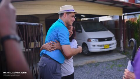 https://michaelashwinadhin.com/wp-content/uploads/2025/02/Huis-aan-Huis-Welgelegen-09.02.2025-Michael-Ashwin-Adhin-NDP-Suriname-9.jpg