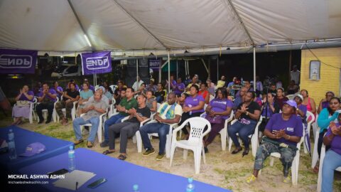https://michaelashwinadhin.com/wp-content/uploads/2025/02/NDP-Ondro-Oso-Vergadering-Mottonshoop-Kwatta-22.01.2025-Michael-Ashwin-Adhin-18-.jpg
