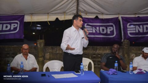 https://michaelashwinadhin.com/wp-content/uploads/2025/02/NDP-Ondro-Oso-Vergadering-Mottonshoop-Kwatta-22.01.2025-Michael-Ashwin-Adhin-24-.jpg