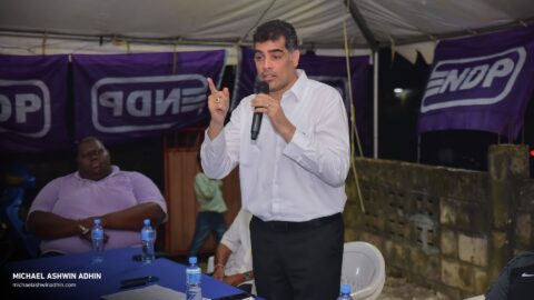 https://michaelashwinadhin.com/wp-content/uploads/2025/02/NDP-Ondro-Oso-Vergadering-Mottonshoop-Kwatta-22.01.2025-Michael-Ashwin-Adhin-25-.jpg