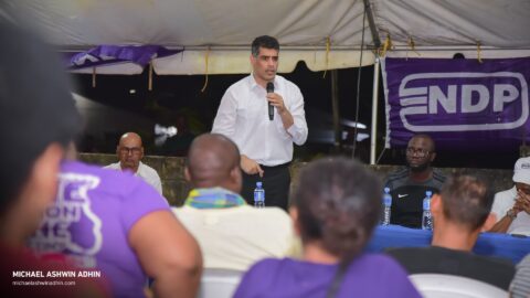 https://michaelashwinadhin.com/wp-content/uploads/2025/02/NDP-Ondro-Oso-Vergadering-Mottonshoop-Kwatta-22.01.2025-Michael-Ashwin-Adhin-28-.jpg