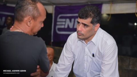 https://michaelashwinadhin.com/wp-content/uploads/2025/02/NDP-Ondro-Oso-Vergadering-Mottonshoop-Kwatta-22.01.2025-Michael-Ashwin-Adhin-36-.jpg
