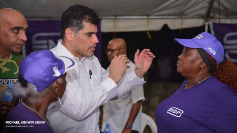 https://michaelashwinadhin.com/wp-content/uploads/2025/02/NDP-Ondro-Oso-Vergadering-Mottonshoop-Kwatta-22.01.2025-Michael-Ashwin-Adhin-45-.jpg