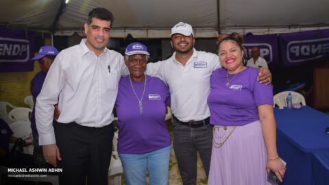 https://michaelashwinadhin.com/wp-content/uploads/2025/02/NDP-Ondro-Oso-Vergadering-Mottonshoop-Kwatta-22.01.2025-Michael-Ashwin-Adhin-50-.jpg
