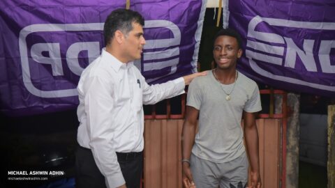 https://michaelashwinadhin.com/wp-content/uploads/2025/02/NDP-Ondro-Oso-Vergadering-Mottonshoop-Kwatta-22.01.2025-Michael-Ashwin-Adhin-66-.jpg