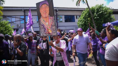 https://michaelashwinadhin.com/wp-content/uploads/2025/02/NDP-Suriname-Inschrijving-bij-CHS-22.02.2025-Michael-Ashwin-Adhin-a18.jpg