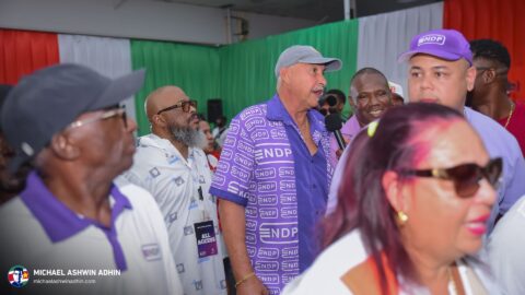 https://michaelashwinadhin.com/wp-content/uploads/2025/02/NDP-Suriname-Inschrijving-bij-CHS-22.02.2025-Michael-Ashwin-Adhin-a46.jpg
