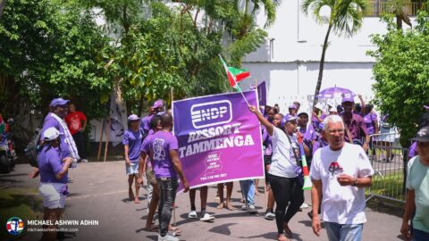 https://michaelashwinadhin.com/wp-content/uploads/2025/02/NDP-Suriname-Inschrijving-bij-CHS-22.02.2025-Michael-Ashwin-Adhin-a5.jpg