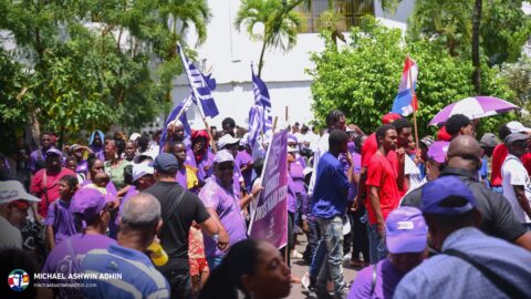 https://michaelashwinadhin.com/wp-content/uploads/2025/02/NDP-Suriname-Inschrijving-bij-CHS-22.02.2025-Michael-Ashwin-Adhin-a6.jpg