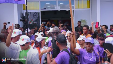 https://michaelashwinadhin.com/wp-content/uploads/2025/02/NDP-Suriname-Inschrijving-bij-CHS-22.02.2025-Michael-Ashwin-Adhin-a75.jpg