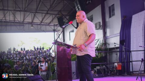 https://michaelashwinadhin.com/wp-content/uploads/2025/02/NDP-Suriname-Massameeting-22.02.2025-Michael-Ashwin-Adhin-39.jpg