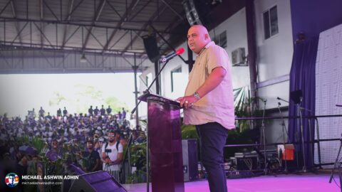 https://michaelashwinadhin.com/wp-content/uploads/2025/02/NDP-Suriname-Massameeting-22.02.2025-Michael-Ashwin-Adhin-40.jpg