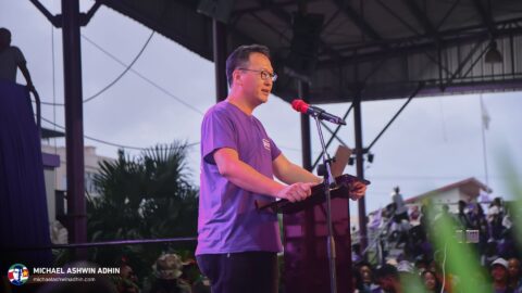 https://michaelashwinadhin.com/wp-content/uploads/2025/02/NDP-Suriname-Massameeting-22.02.2025-Michael-Ashwin-Adhin-80.jpg