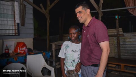 https://michaelashwinadhin.com/wp-content/uploads/2025/02/Ondro-Osso-Vergadering-Ephraimszegenweg-11.02.2025-Michael-Ashwin-Adhin-NDP-Suriname-13.jpg