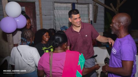 https://michaelashwinadhin.com/wp-content/uploads/2025/02/Ondro-Osso-Vergadering-Ephraimszegenweg-11.02.2025-Michael-Ashwin-Adhin-NDP-Suriname-9.jpg
