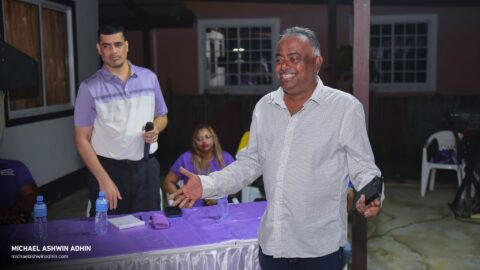 https://michaelashwinadhin.com/wp-content/uploads/2025/02/Ondro-Osso-Vergadering-Kwepiweg-03.02.2025-Michael-Ashwin-Adhin-NDP-Suriname-17-1.jpg