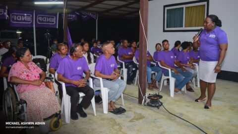 https://michaelashwinadhin.com/wp-content/uploads/2025/02/Ondro-Osso-Vergadering-Kwepiweg-03.02.2025-Michael-Ashwin-Adhin-NDP-Suriname-19.jpg