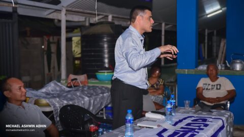 https://michaelashwinadhin.com/wp-content/uploads/2025/02/Ondro-Osso-Vergadering-Palisadeweg-01.02.2025-Michael-Ashwin-Adhin-NDP-Suriname-17.jpg