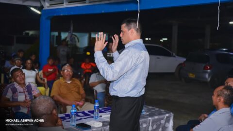 https://michaelashwinadhin.com/wp-content/uploads/2025/02/Ondro-Osso-Vergadering-Palisadeweg-01.02.2025-Michael-Ashwin-Adhin-NDP-Suriname-19.jpg