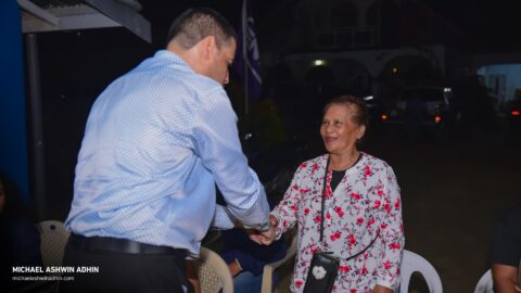 https://michaelashwinadhin.com/wp-content/uploads/2025/02/Ondro-Osso-Vergadering-Palisadeweg-01.02.2025-Michael-Ashwin-Adhin-NDP-Suriname-22.jpg