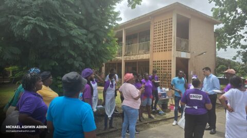 https://michaelashwinadhin.com/wp-content/uploads/2025/02/Schoonmaakactiviteit-Huize-Ashiana-Donatie-voedingsmiddelen-07.02.2025-Michael-Ashwin-Adhin-NDP-Suriname-11.jpg