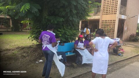 https://michaelashwinadhin.com/wp-content/uploads/2025/02/Schoonmaakactiviteit-Huize-Ashiana-Donatie-voedingsmiddelen-07.02.2025-Michael-Ashwin-Adhin-NDP-Suriname-2.jpg