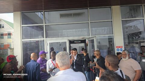https://michaelashwinadhin.com/wp-content/uploads/2025/02/Uitspraak-Hoger-Beroep-Michael-Ashwin-Adhin-NDP-Suriname-07.jpg