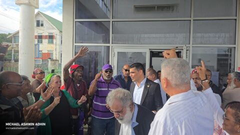 https://michaelashwinadhin.com/wp-content/uploads/2025/02/Uitspraak-Hoger-Beroep-Michael-Ashwin-Adhin-NDP-Suriname-09.jpg