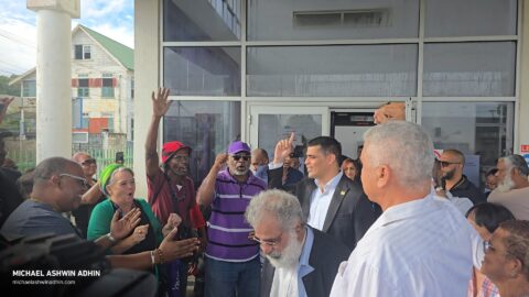 https://michaelashwinadhin.com/wp-content/uploads/2025/02/Uitspraak-Hoger-Beroep-Michael-Ashwin-Adhin-NDP-Suriname-10.jpg