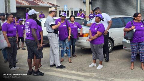 https://michaelashwinadhin.com/wp-content/uploads/2025/02/Veldwerk-Lelydorp-09.02.2025-Michael-Ashwin-Adhin-NDP-Suriname-2.jpg