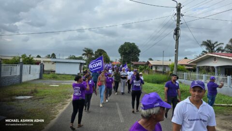 https://michaelashwinadhin.com/wp-content/uploads/2025/02/Veldwerk-Lelydorp-09.02.2025-Michael-Ashwin-Adhin-NDP-Suriname-6.jpg