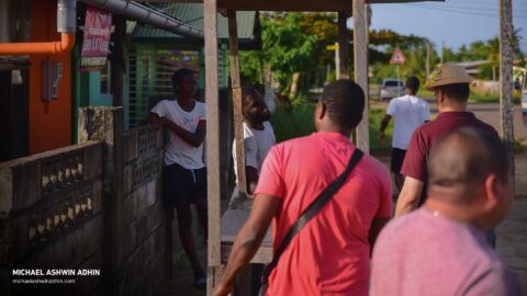 https://michaelashwinadhin.com/wp-content/uploads/2025/02/Veldwerk-Lelydorp-10.02.2025-Michael-Ashwin-Adhin-NDP-Suriname-27.jpg