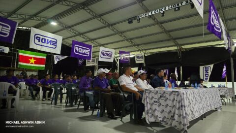 https://michaelashwinadhin.com/wp-content/uploads/2025/02/Wijkvergadering-Lelydorp-15.02.2025-Michael-Ashwin-Adhin-NDP-Suriname-6.jpg