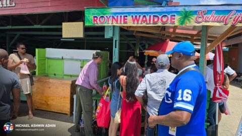 https://michaelashwinadhin.com/wp-content/uploads/2025/03/Bezoek-Markt-Nickerie-01-03-2025-Michael-Ashwin-Adhin-12.jpg