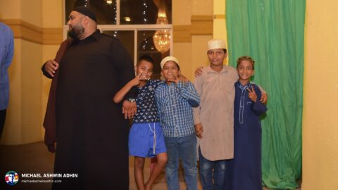 https://michaelashwinadhin.com/wp-content/uploads/2025/03/Bezoek-Moskee-Commewijne-27-02-2025-Michael-Ashwin-Adhin-NDP-Suriname-18.jpg