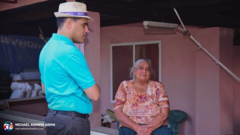 https://michaelashwinadhin.com/wp-content/uploads/2025/03/Huis-aan-huis-campagne-Esperanceweg-21-03-2025-Michael-Ashwin-Adhin-31.jpg