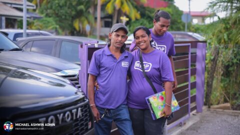 https://michaelashwinadhin.com/wp-content/uploads/2025/03/MAA-Huis-aan-Huis-Welgelegen-23-03-2025-Michael-Ashwin-Adhin-NDP-Suriname-15.jpg