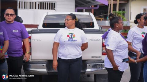 https://michaelashwinadhin.com/wp-content/uploads/2025/03/MAA-Huis-aan-Huis-Welgelegen-23-03-2025-Michael-Ashwin-Adhin-NDP-Suriname-17.jpg