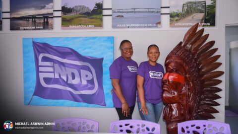 https://michaelashwinadhin.com/wp-content/uploads/2025/03/MAA-Huis-aan-Huis-Welgelegen-23-03-2025-Michael-Ashwin-Adhin-NDP-Suriname-3.jpg