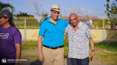 https://michaelashwinadhin.com/wp-content/uploads/2025/03/MAA-Huis-aan-Huis-Welgelegen-23-03-2025-Michael-Ashwin-Adhin-NDP-Suriname-34.jpg